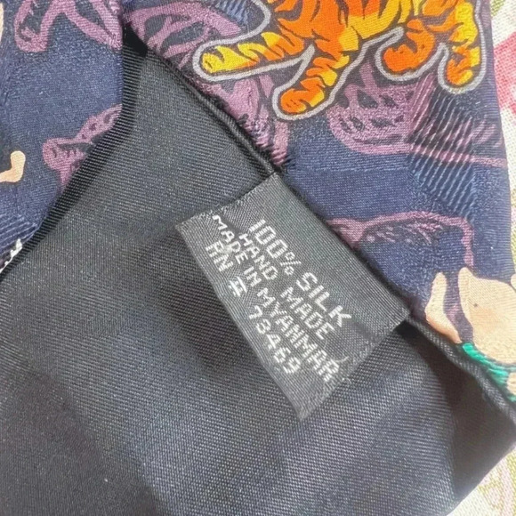 Disney Winnie the Pooh Disney Silk Tie Wide Tie Navy Blue Father's Day Birthday - Picture 4 of 8